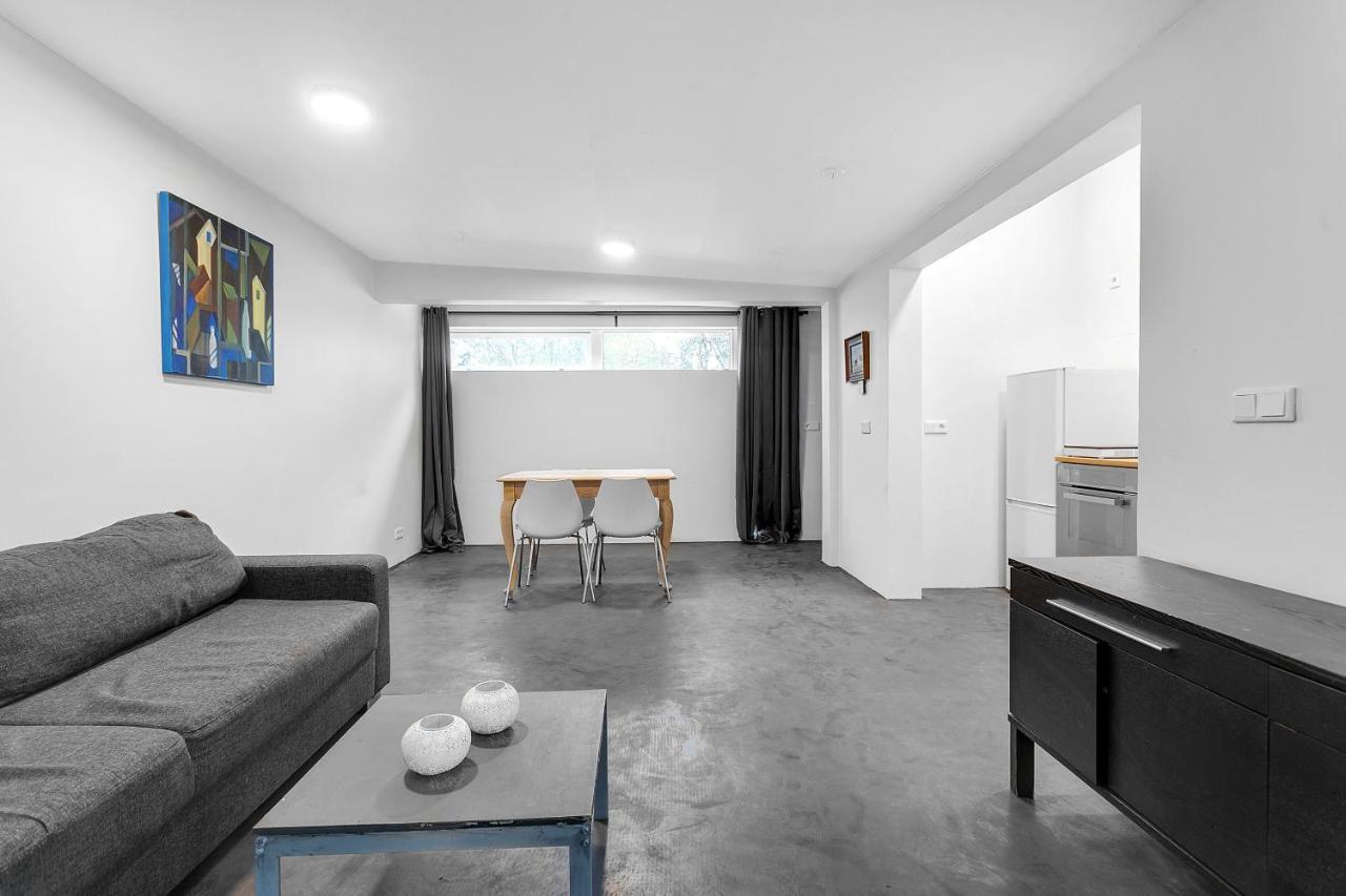 Lovely Studio Apartment With Hot Tub Reykjavík Dış mekan fotoğraf